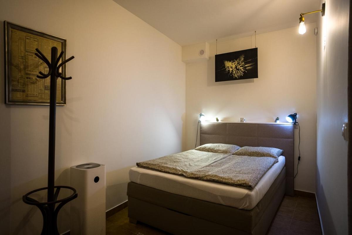 A7 Apartments Komárno Екстериор снимка