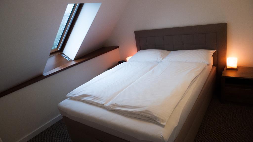 A7 Apartments Komárno Екстериор снимка