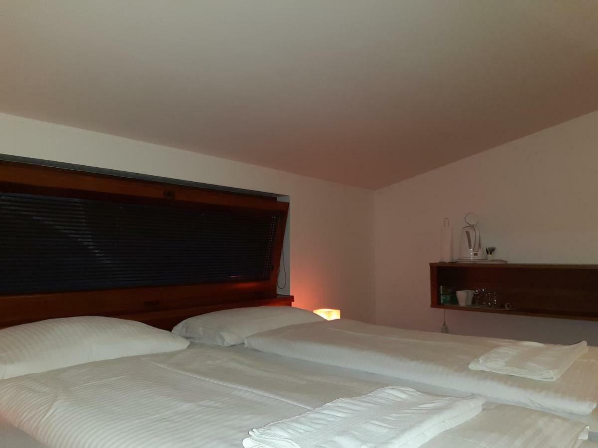 A7 Apartments Komárno Екстериор снимка